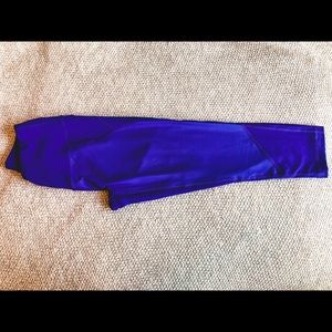 Royal Blue Cropped Workout Leggings
